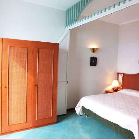 Locazione Turistica Caleidoscopio Apartment Амалфи Екстериор снимка