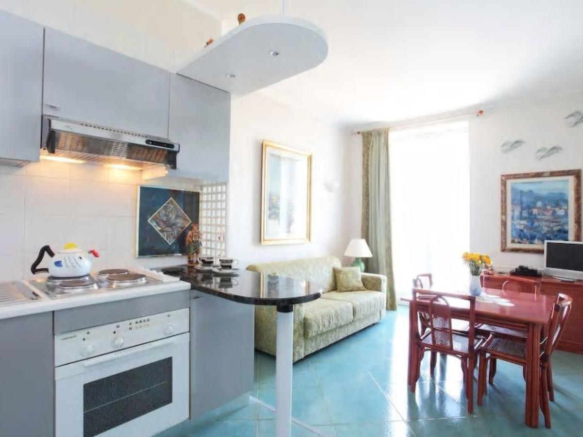 Locazione Turistica Caleidoscopio Apartment Амалфи Екстериор снимка