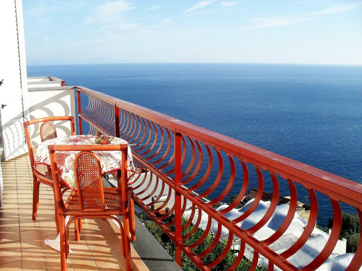 Locazione Turistica Caleidoscopio Apartment Амалфи Екстериор снимка